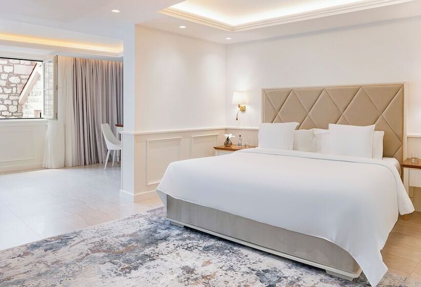 Номер Deluxe, Heritage Grand Perast By Rixos