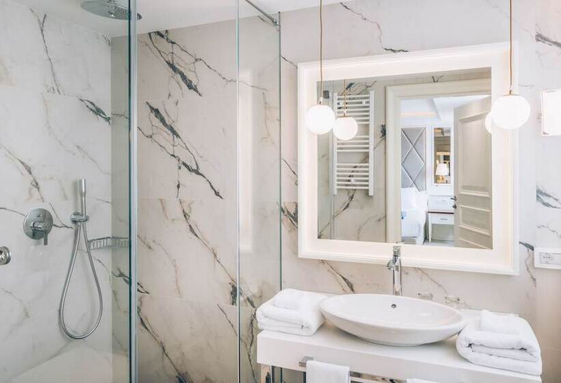 수피리어 룸, Heritage Grand Perast By Rixos