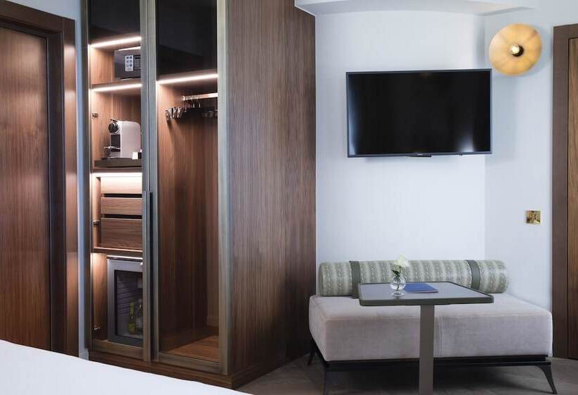 デラックスルーム, Maison Bréguet