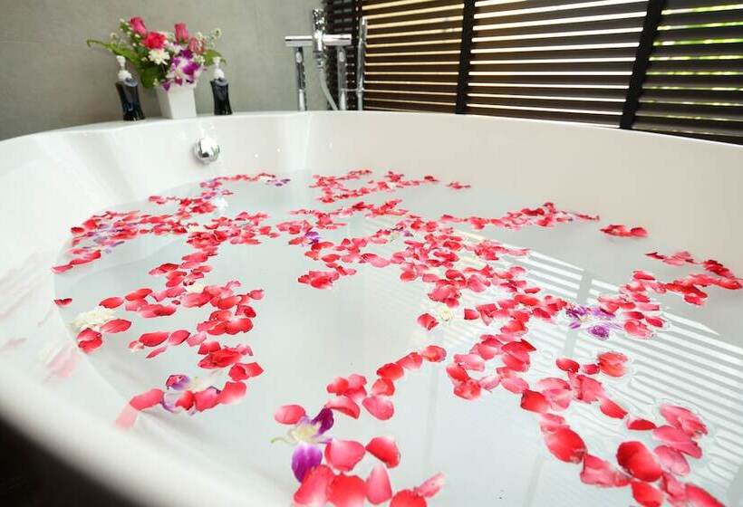 סוויטה עם בריכה, Pumeria Resort Phuket