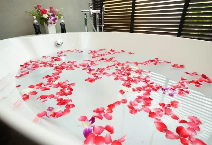 Suite with Pool, Pumeria Resort Phuket