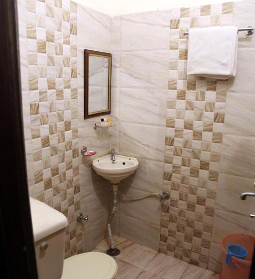 Номер Стандарт, Time Square Guest House