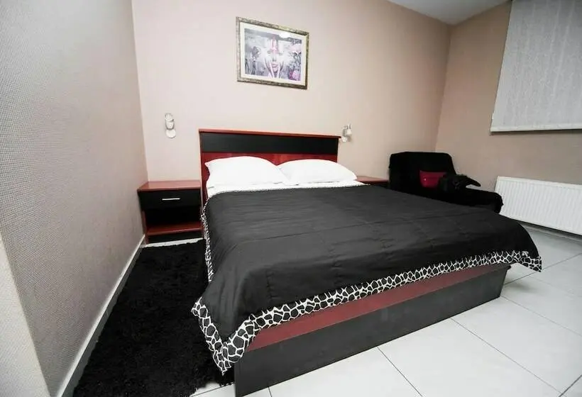 اتاق استاندارد, Hostel Herz