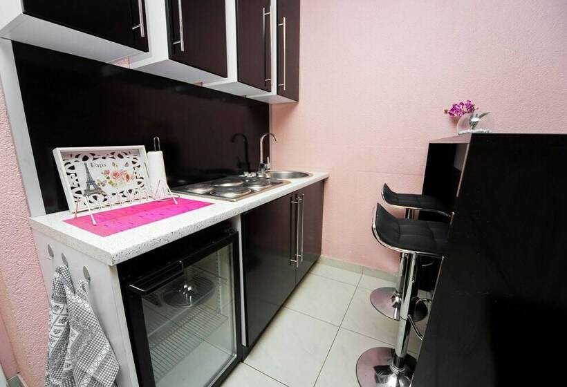 اتاق استاندارد, Hostel Herz