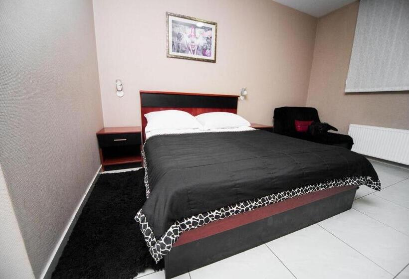 اتاق استاندارد, Hostel Herz