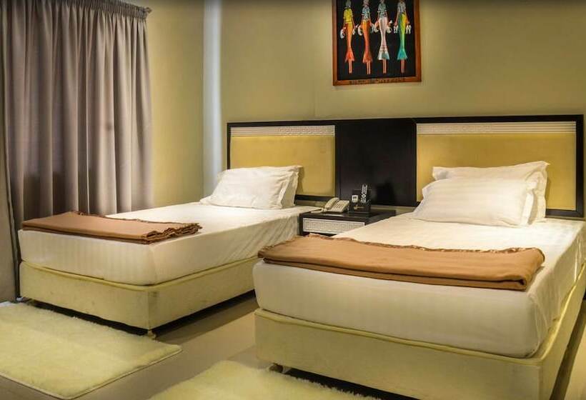 کلبه ییلاقی, Blue Waters By Serendib