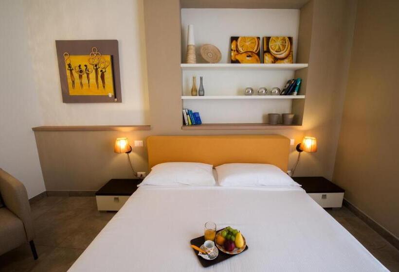 استودیو استاندارد با تراس, Le Dimore Del Re