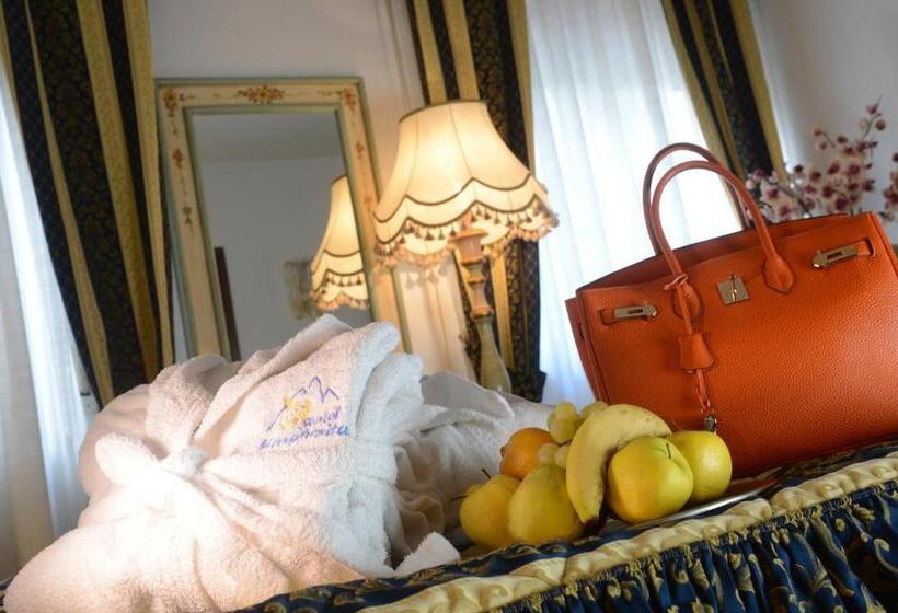 스탠다드 트리플 룸, Margherita