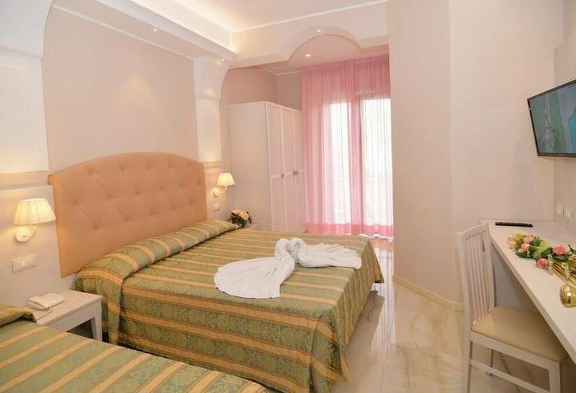 Номер Стандарт Трехместный, Pineta