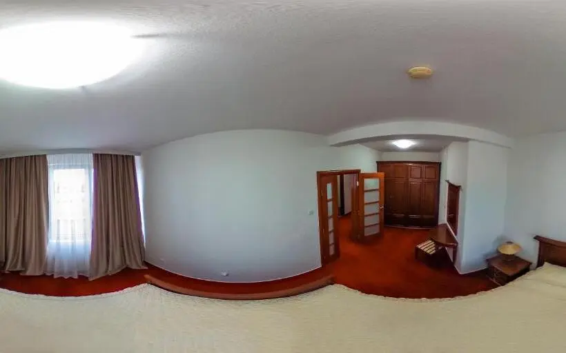 سوئیت پرزیدنت, San Terme Laktaši