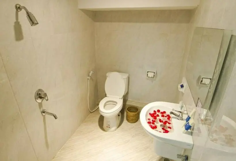 اتاق استاندارد یک نفره, Shwe Htee Guest House Chinatown