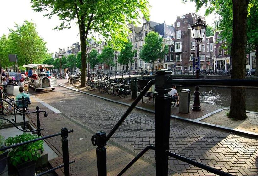 جناح عائلي, Sonnenberg Canal View