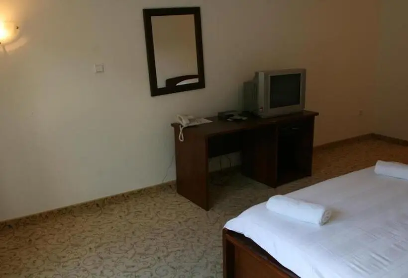 اتاق استاندارد یک نفره, Motel Maksumić