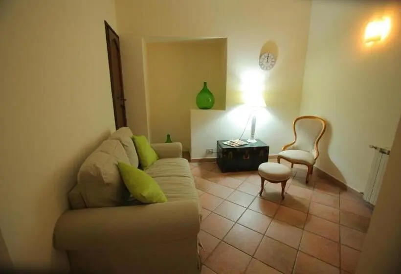 اتاق خانوادگی, Antica Palermo B&b