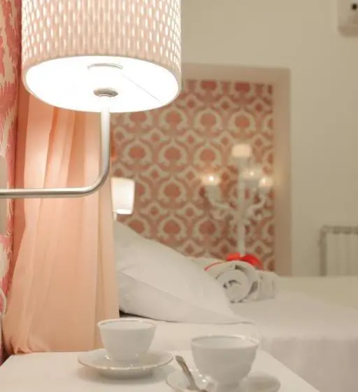 اتاق سوپریور با تخت بزرگ, Antica Palermo B&b