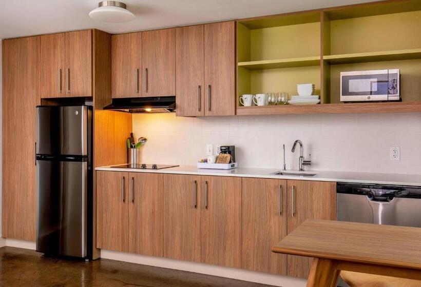 Студия Стандарт Кровать Куин, Element Moline