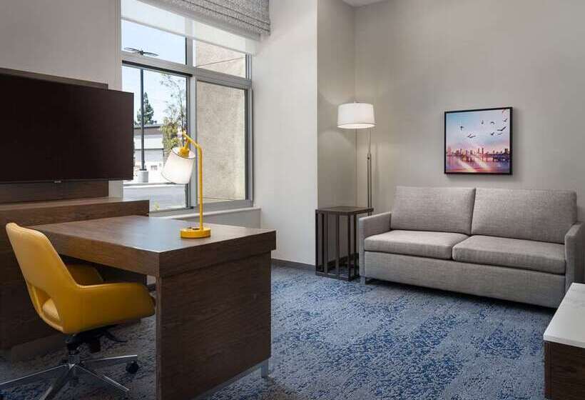Студио Стандарт Кровать Кинг, Hampton Inn & Suites Menomonie Uw Stout