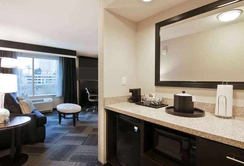 إستوديو قياسى, Hampton Inn & Suites Menomonie Uw Stout