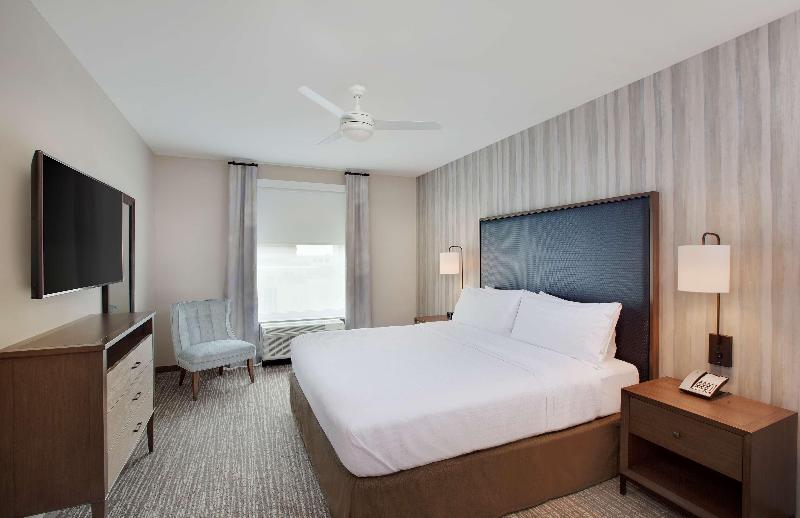 스위트 킹사이즈 침대, Homewood Suites By Hilton Louisville Downtown, Ky
