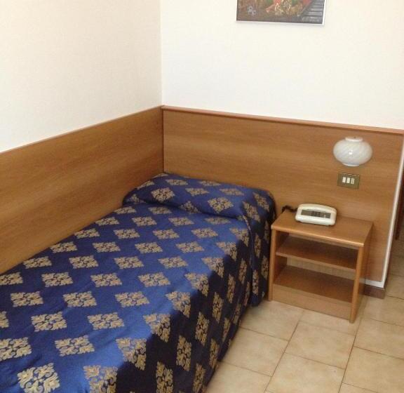 غرفة قياسية فردية, Merloni