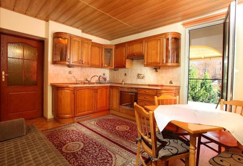 דירת שני חדרים, Milena