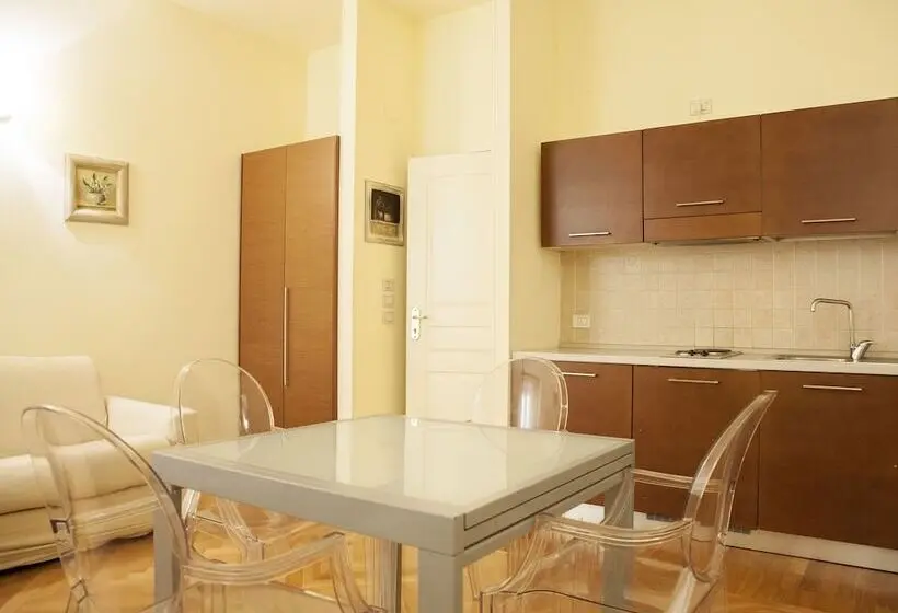 اتاق کلاسیک چهارنفره, Residenza Dei Capitani