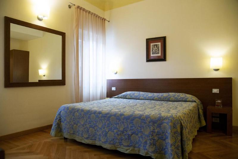 اتاق کلاسیک سه تخته, Residenza Dei Capitani