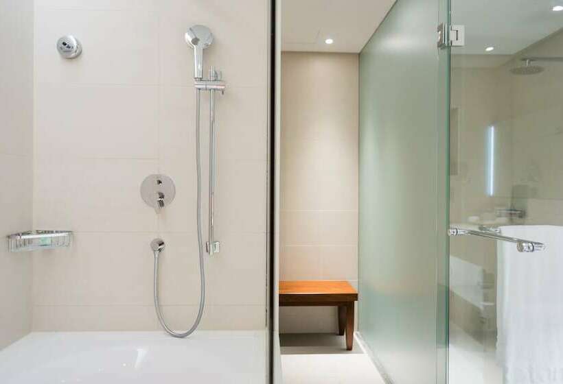 اتاق کلاسیک, Novotel Muscat Airport