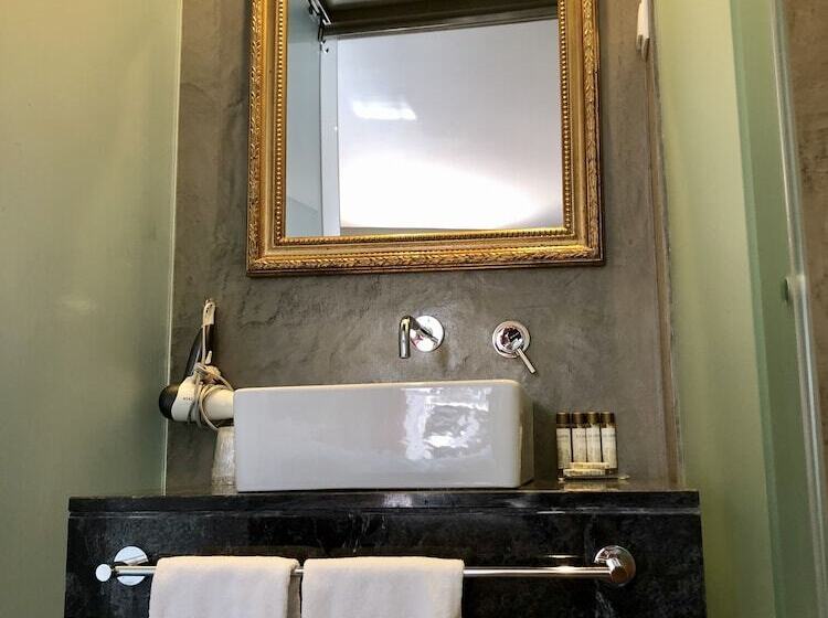 استودیوی استاندارد, Dalma Old Town   Castelo