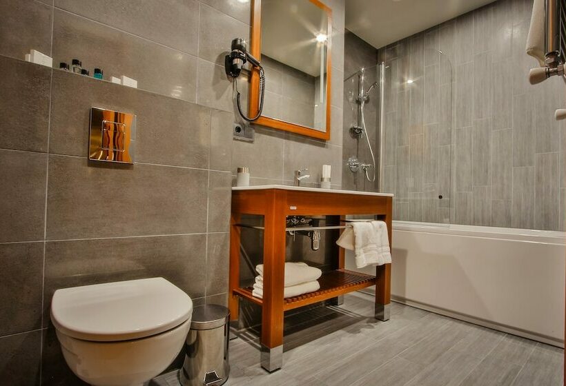 اتاق استاندارد, Ameri Plaza Tbilisi