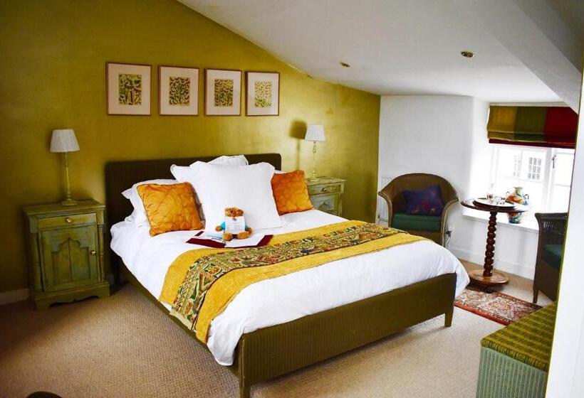 キャビン, Augill Castle