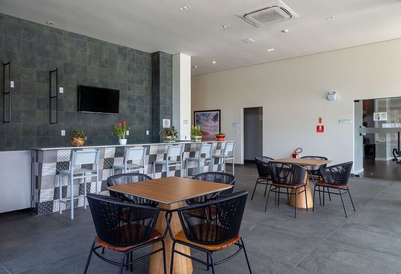 スーペリアールーム, Hilton Garden Inn Itajai Praia Brava