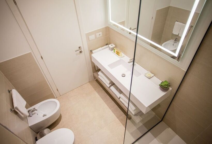 Четырехместный Номер Стандарт, Modica Beach Resort