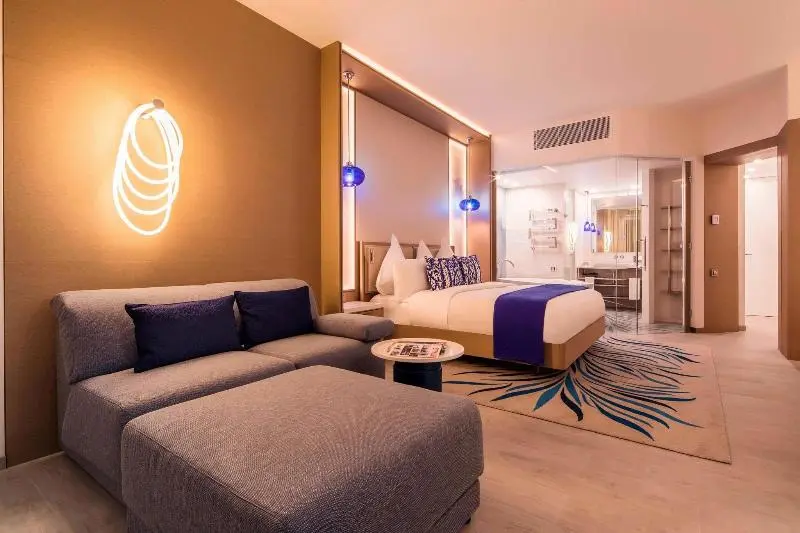 Standard Room King Size Bed
