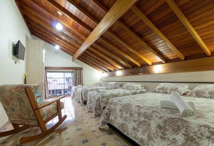 חדר משפחתי, Park Haus