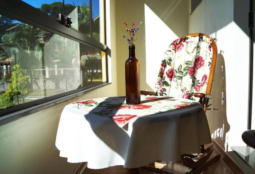 חדר סטנדרט לשלושה, Park Haus