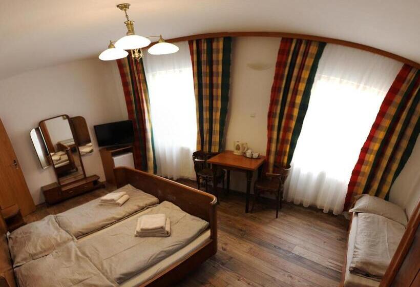 标准三人间, Penzion Bohemia