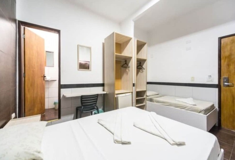 غرفة قياسية ثلاثية, Pousada Da Praia