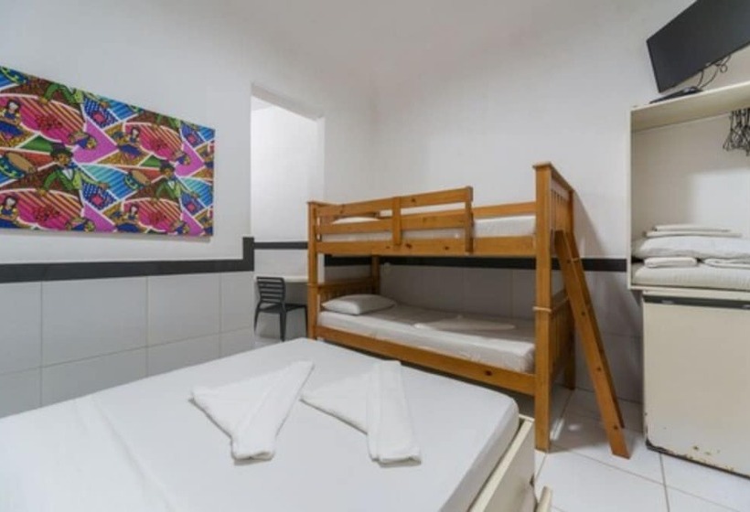 غرفة قياسية رباعية, Pousada Da Praia