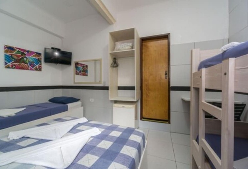 غرفة قياسية رباعية, Pousada Da Praia