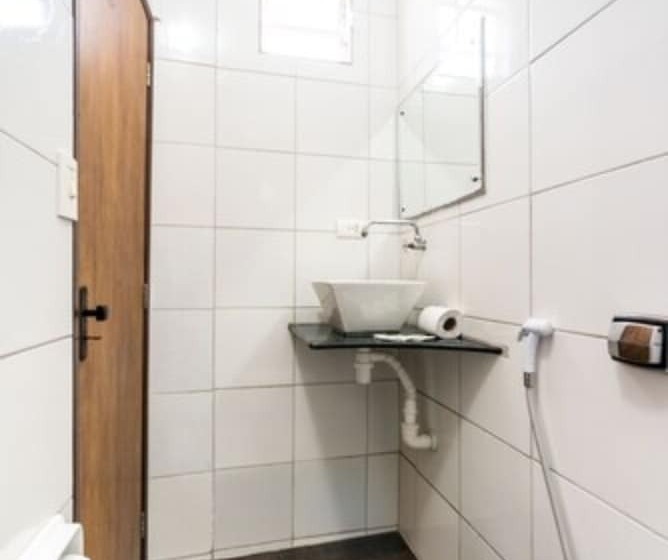 غرفة قياسية ثلاثية, Pousada Da Praia