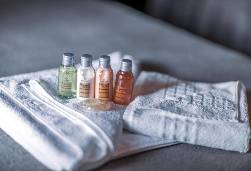 غرفة إقتصادية, Refúgio Ecológico Pedra Afiada