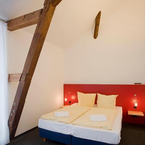 침실 2개 아파트, Romantik Schlossgut Auerstedt