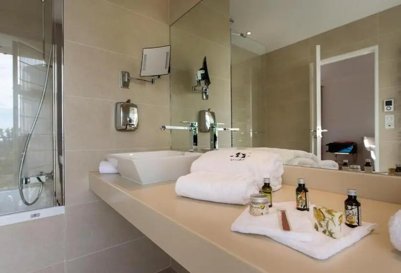 اتاق سوپریور, Château & Spa De La Cueillette