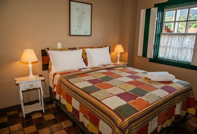 デラックススイート, Tiradentes Village