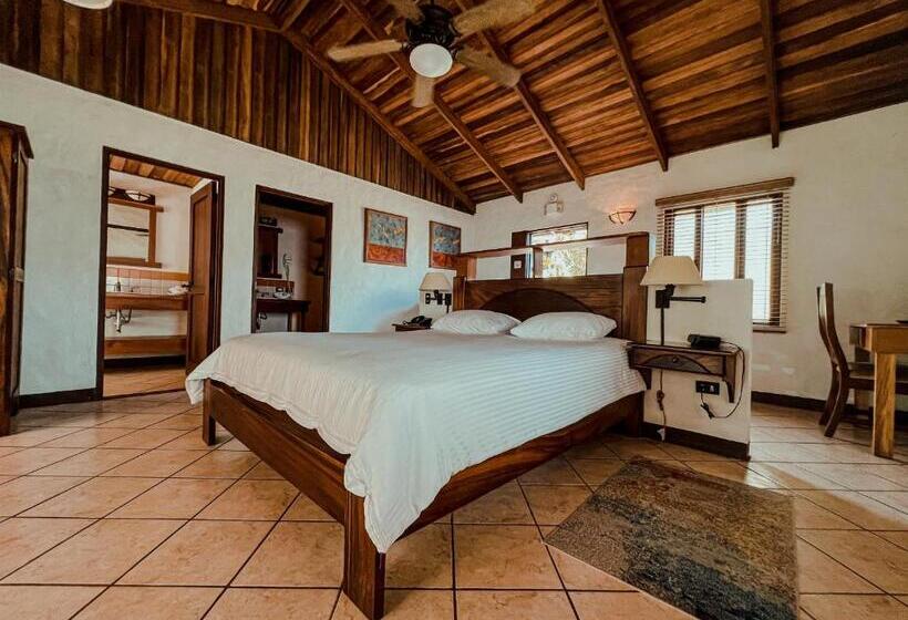 Premium room with view, Villa Blanca Cloud Forest Hotel & Retreat