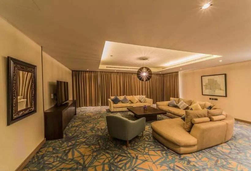 سوئیت پرزیدنت, Mena Plaza Hotel Albarsha At The Mall