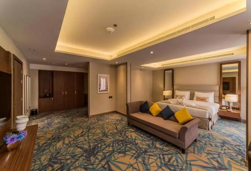 سوئیت پرزیدنت, Mena Plaza Hotel Albarsha At The Mall
