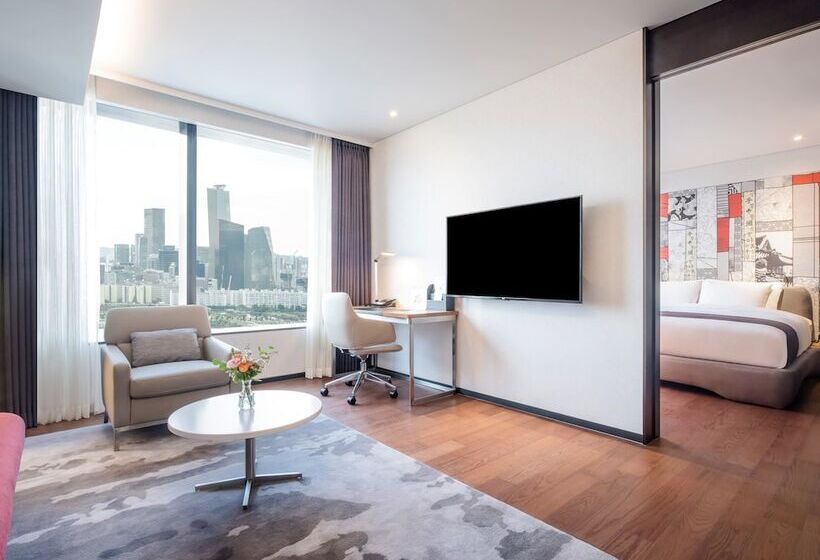 Suite Premium, Novotel Ambassador Seoul Yongsan