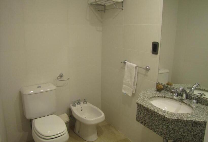 דירת שני חדרים, Tunkelén Apart